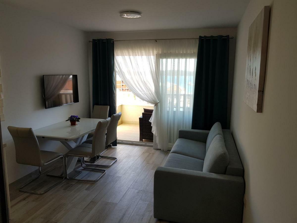 Apartmani Marella Seget Donji Exterior photo