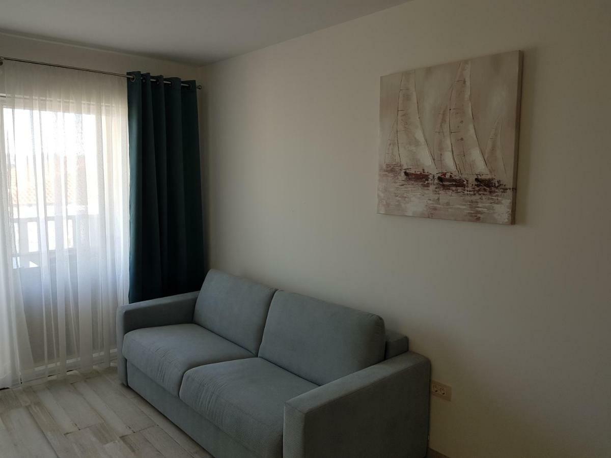 Apartmani Marella Seget Donji Exterior photo