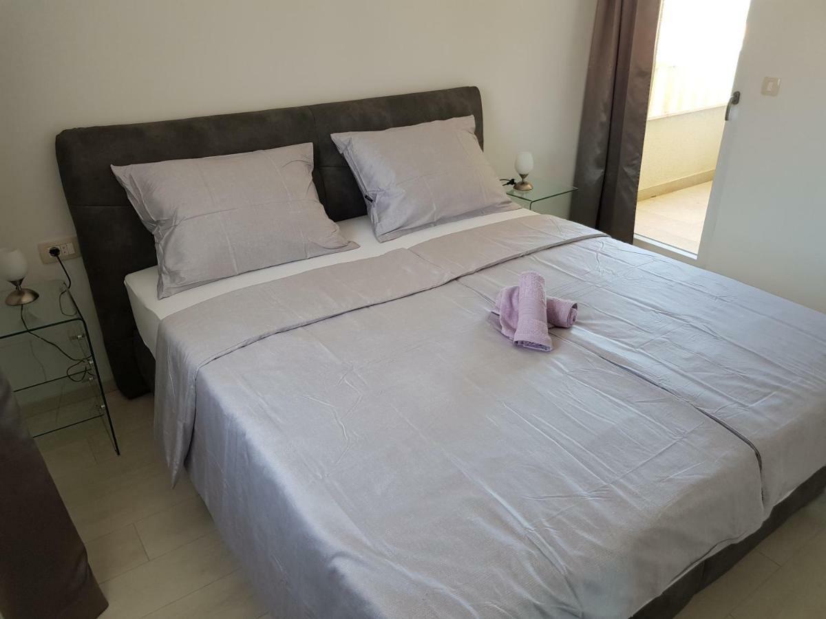 Apartmani Marella Seget Donji Exterior photo